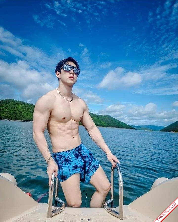 [​IMG]