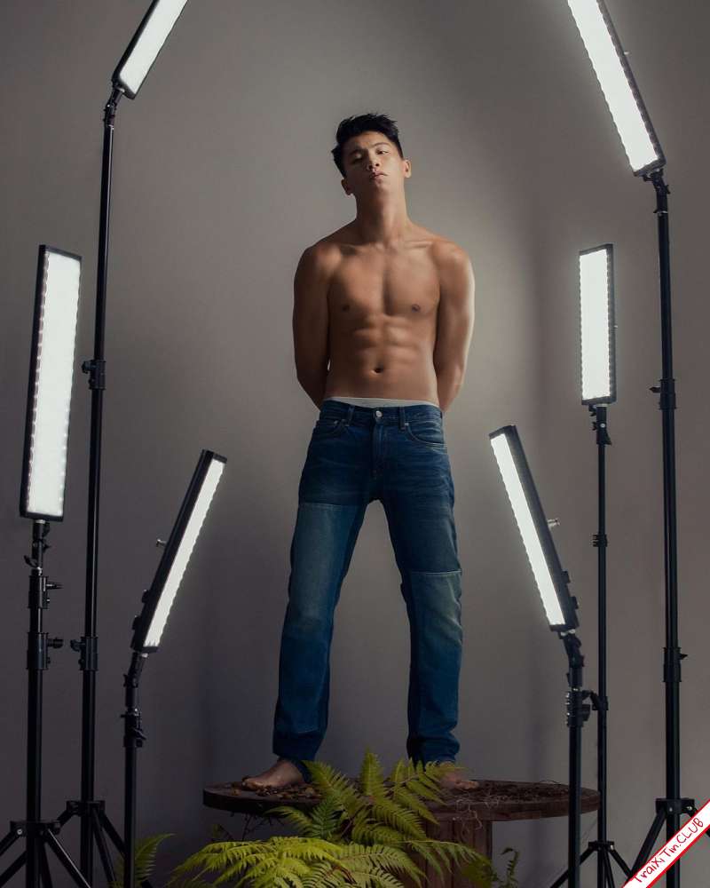 [​IMG]