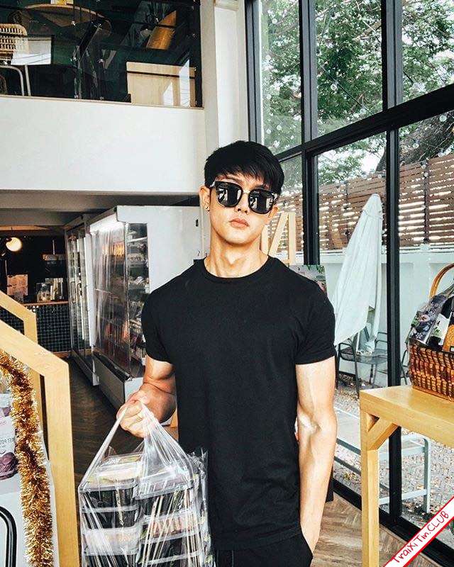 [​IMG]