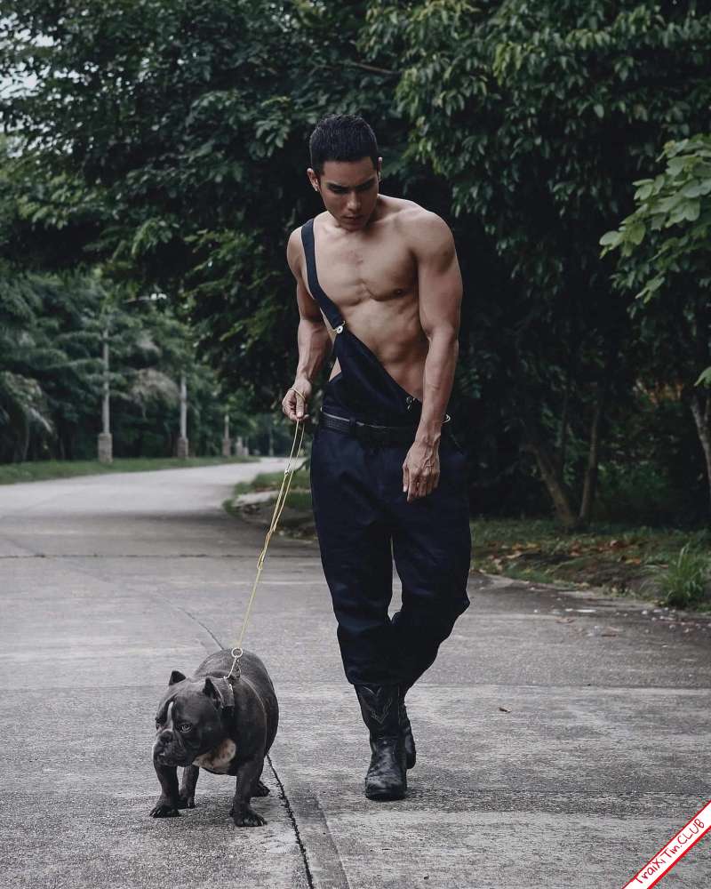[​IMG]