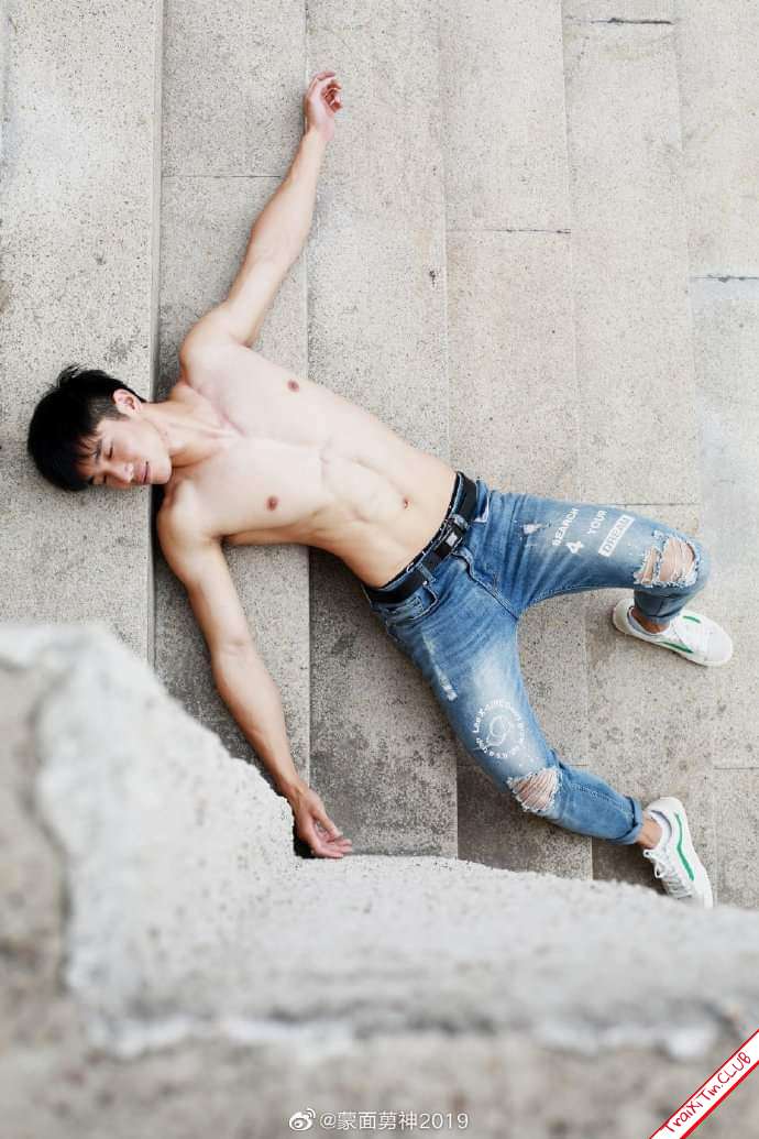 [​IMG]
