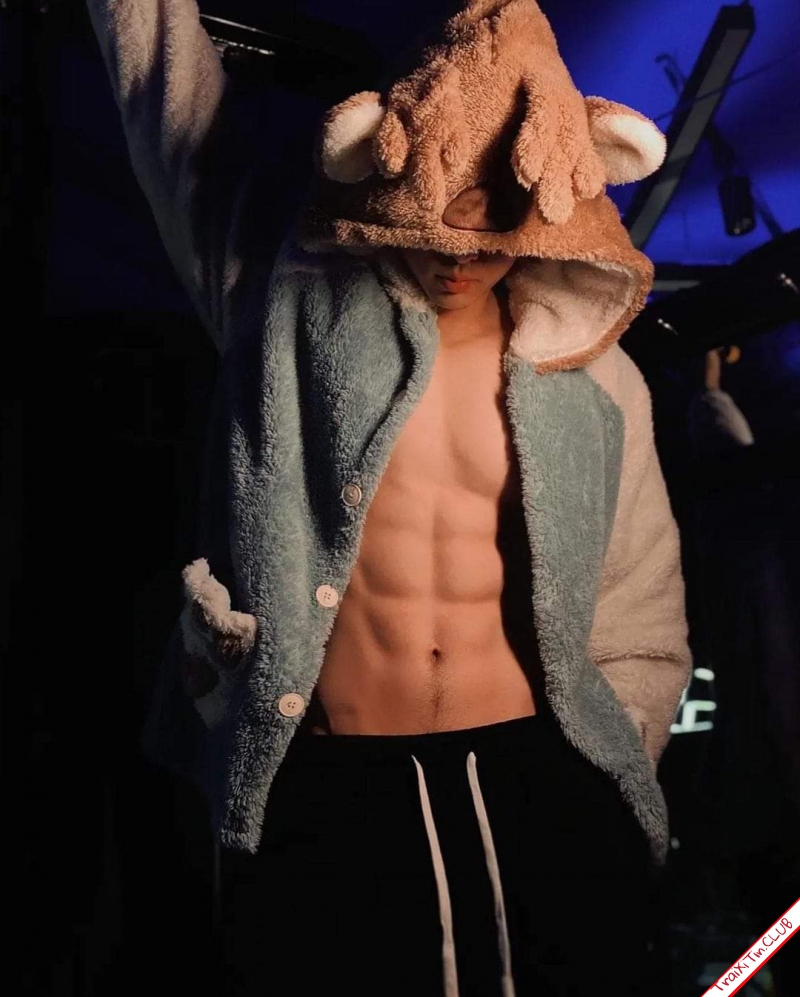 [​IMG]